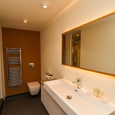 2 Apartment *